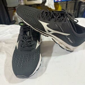 Mizuno Womens Wave Inspire 17 Black Running Shoes Size 6.5 B